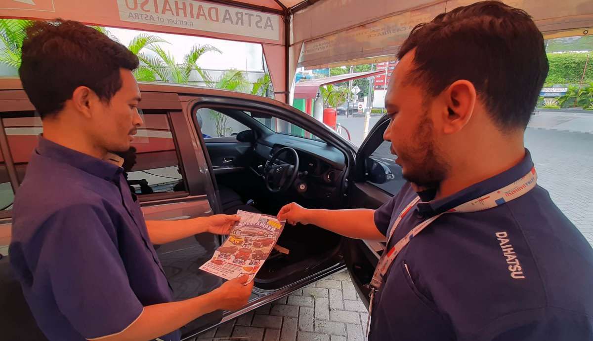 Daya Beli Menurun, Target Penjualan Mobil Direvisi