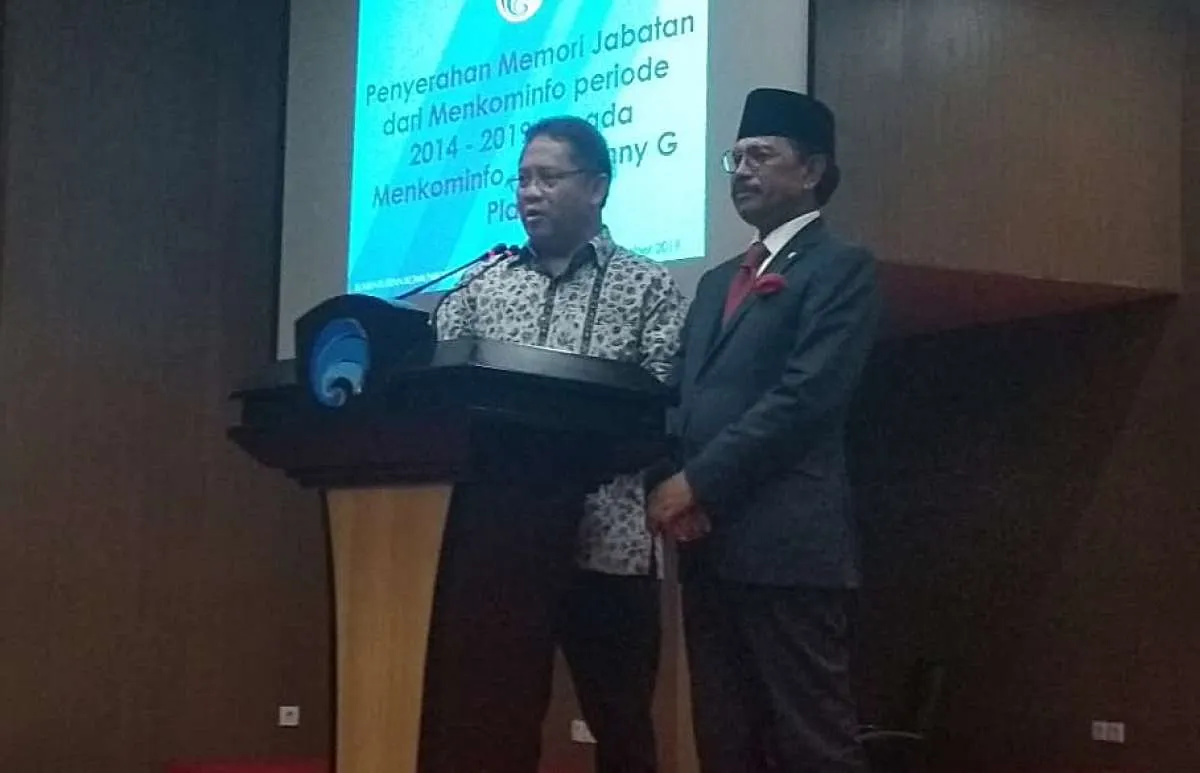 Jadi menkominfo, ini pekerjaan rumah utama untuk Johnny G.Plate