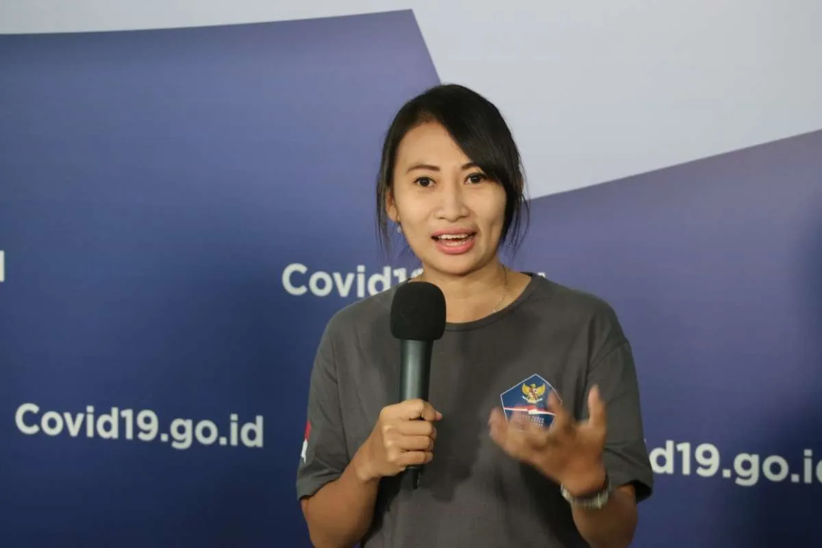 Begini cerita relawan cantik menjadi sopir ambulans khusus pasien corona Covid-19