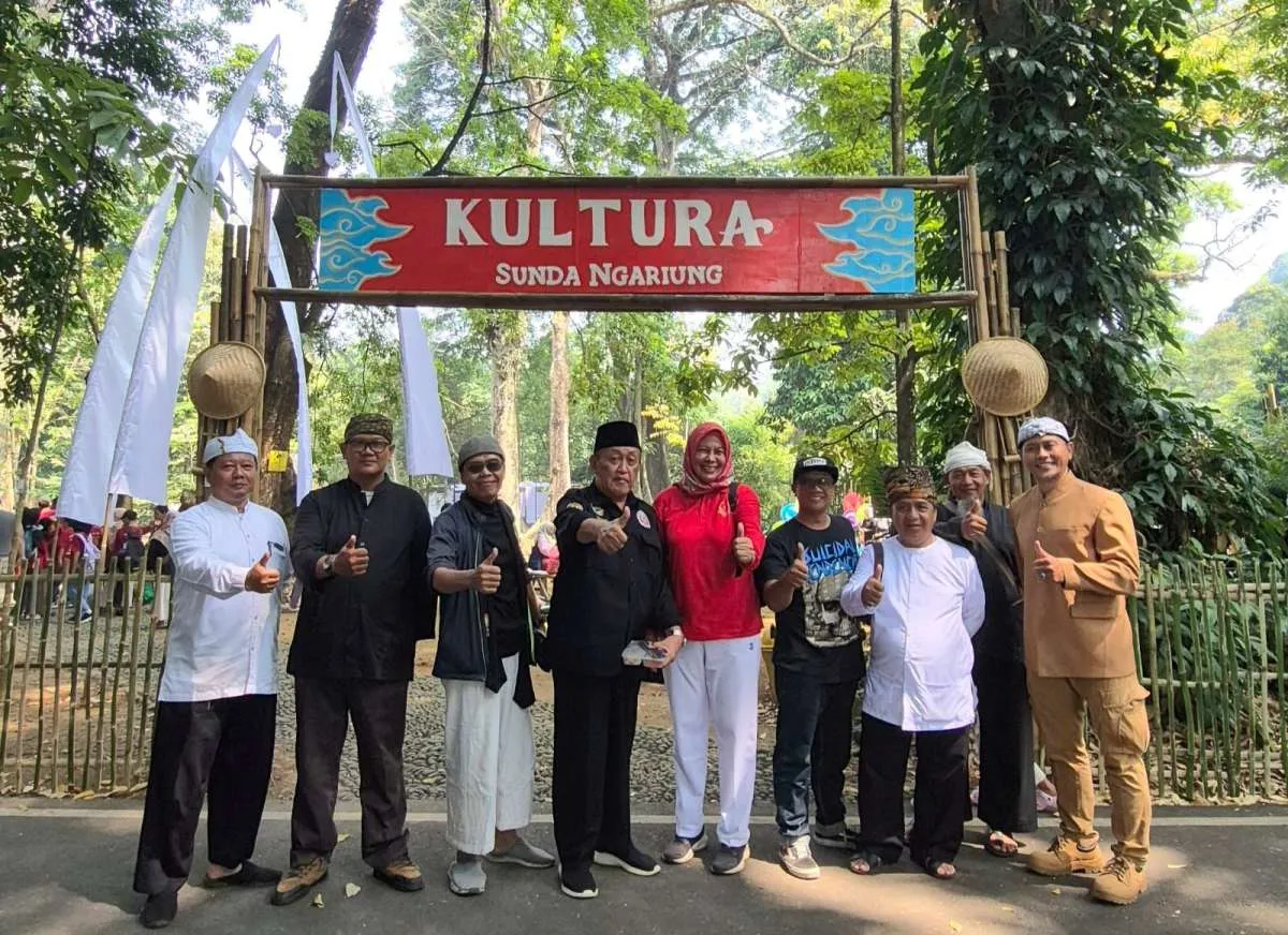 KULTURA Sunda Ngariung Ajak Masyarakat Menjelajahi Budaya Sunda di Kebun Raya Bogor