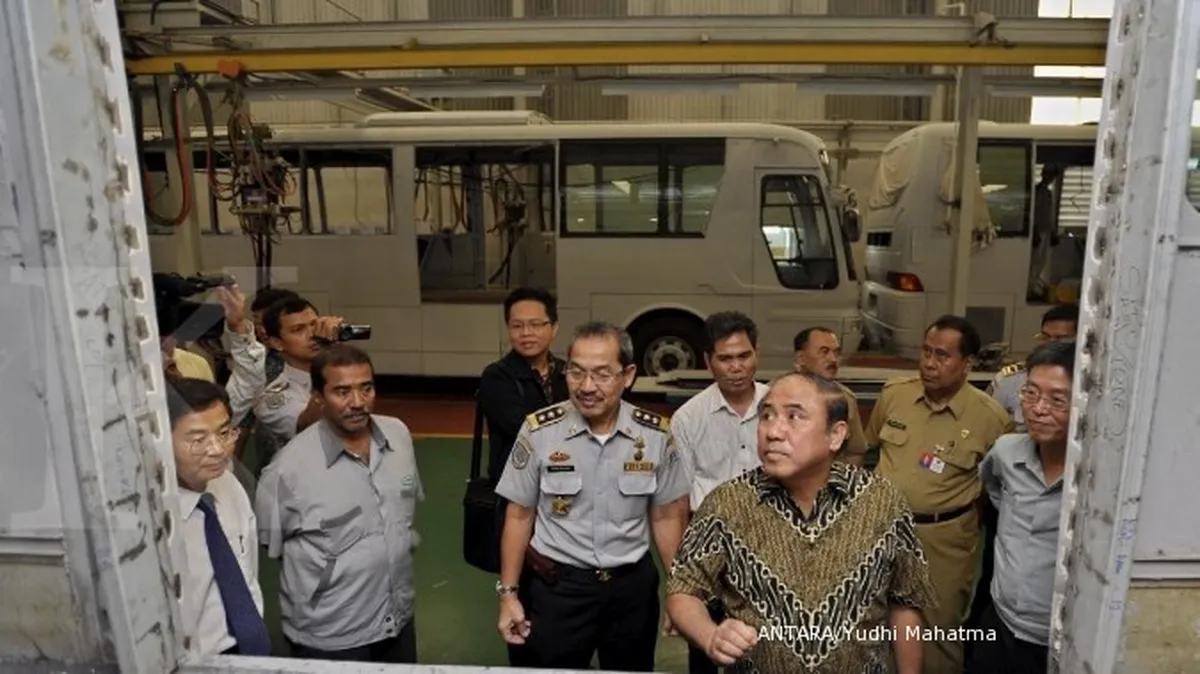 Mantan Wagub DKI dan AM Fatwa sambangi KPK