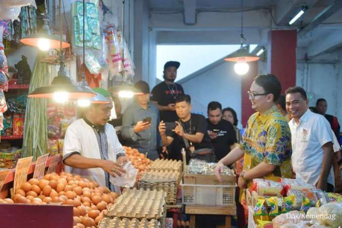 Tinjau Operasi Pasar di Manado, Wamendag Pastikan Ketersediaan Beras Harga Terjangkau