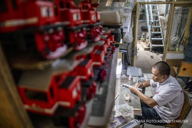 OJK Khawatir, Penyaluran Kredit UMKM Hanya Tumbuh 4,75% per Oktober 2024