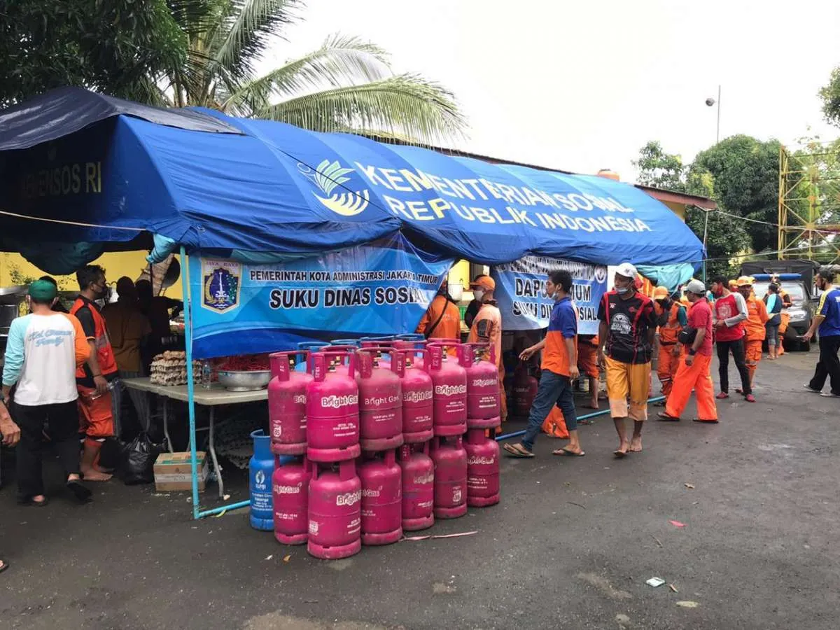 Pertamina pasok Bright Gas ke dapur umum bencana banjir di Jakarta