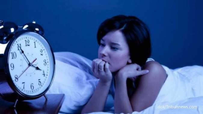 5 Rutinitas Malam Penyebab Berat Badan Cepat Naik, Hindari Yuk!