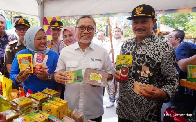 Kunjungi Pameran UMKM di Madiun, Mendag Zulkifli: Agar UMKM Maju, Pemda Lebih Kreatif