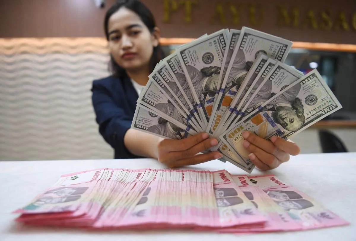 Kurs Rupiah Melemah ke Rp 16.291, Intip Proyeksi Untuk Rabu (12/6)