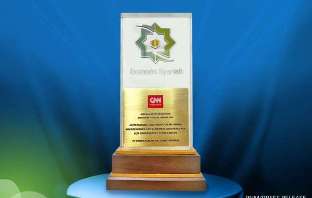 Komitmen Pemberdayaan Ekonomi Syariah Akar Rumput PNM Raih Penghargaan Bergengsi