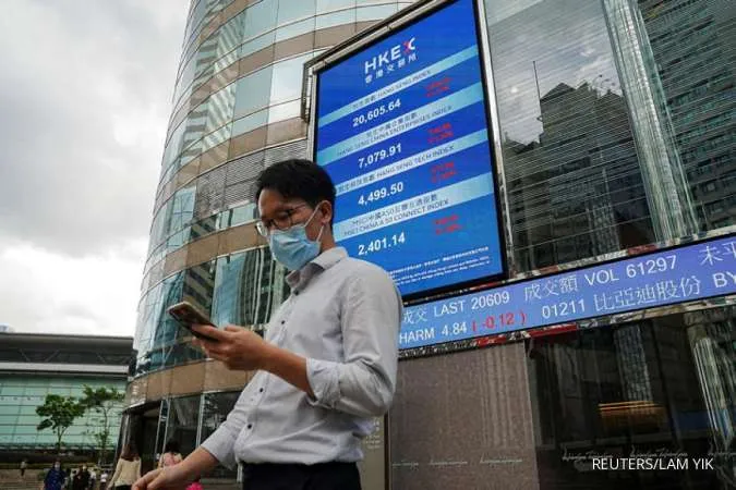 Asia Stocks Slip, Dollar Sell-Off Eases as Dovish Fed Cheer Fades