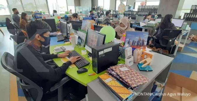 Perkantoran di Jakarta wajib terapkan 75% WFH mulai Senin depan