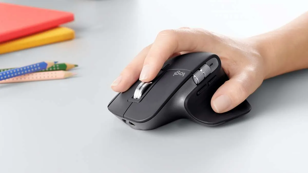 Kerja bakal lebih produktif dengan mouse dan keyboard premium