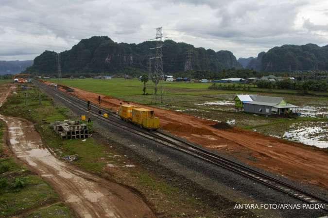 Pembangunan Bantalan Jalur Kereta Api Trans Makassar Parepare