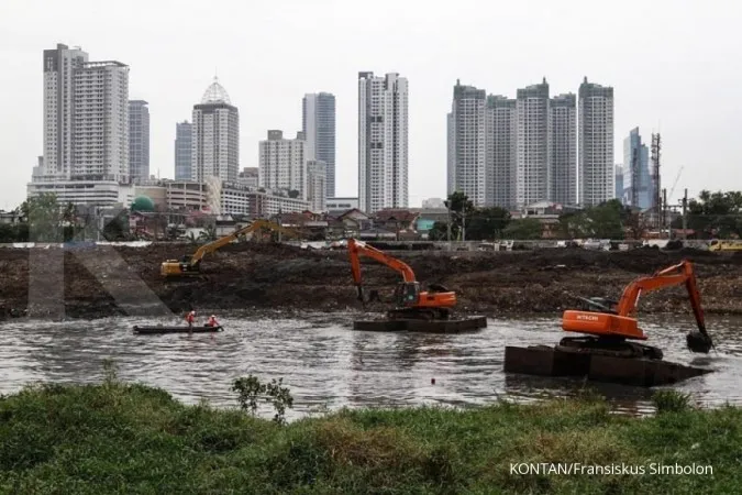 Anies and Sandiaga gear up for rainy season