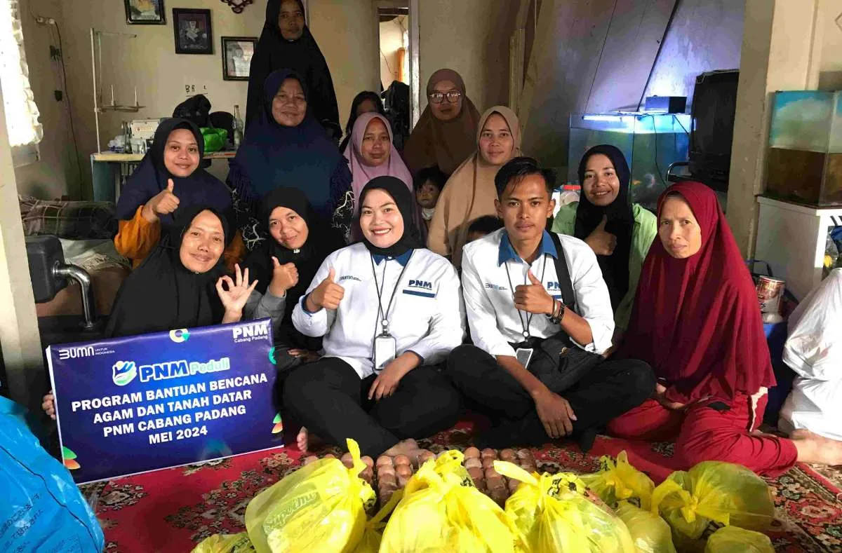 PNM Peduli Beri Bantuan kepada Korban Banjir Bandang & Lahar Dingin di Sumatera Barat