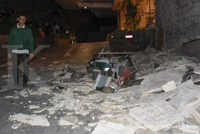 Efek gempa yang berbeda antara hotel di Lombok dan Bali