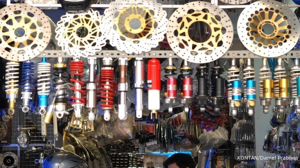 Adu kuat merek Yoshimura Jepang vs Yoshimura lokal