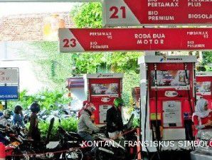 Wakil Ketua DPR: Kalau pembatasan sulit, pemerintah sebaiknya naikkan harga BBM