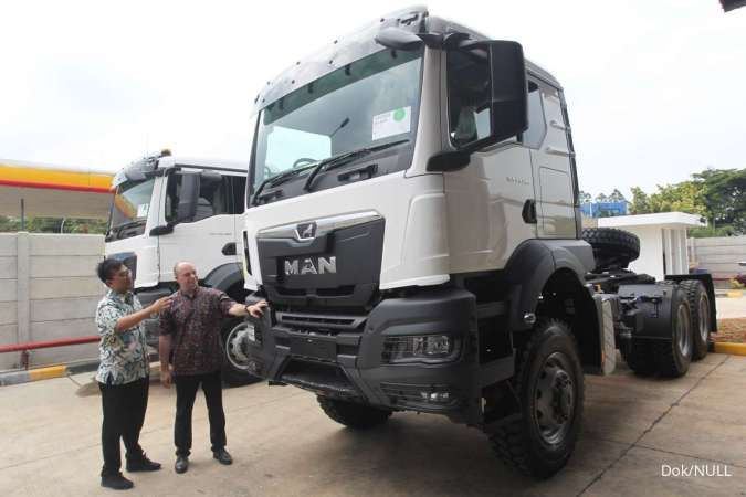 Gempuran Truk Impor China Tekan Industri Kendaraan Niaga Indonesia di 2025