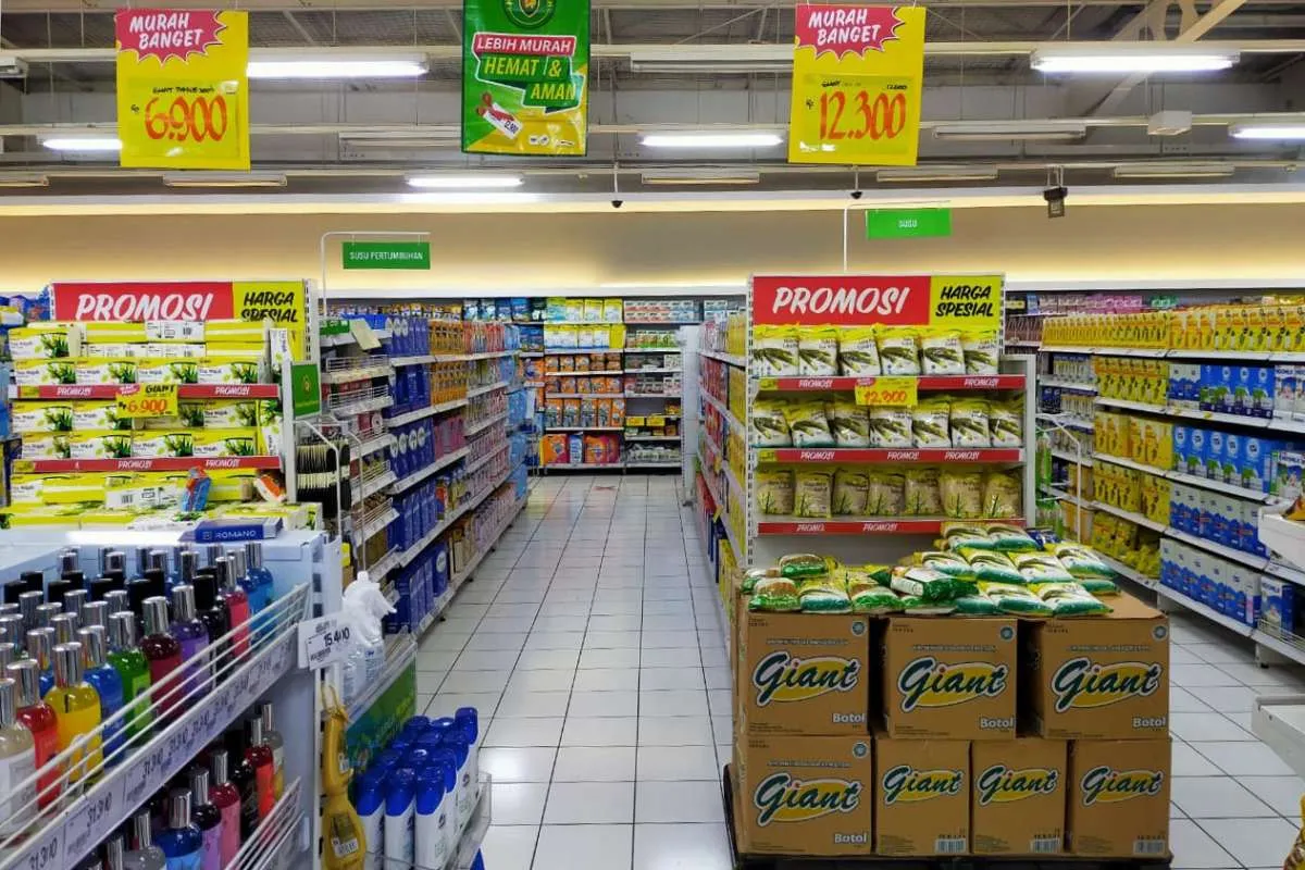 Giant tutup Juli nanti, begini situasi di salah satu gerainya