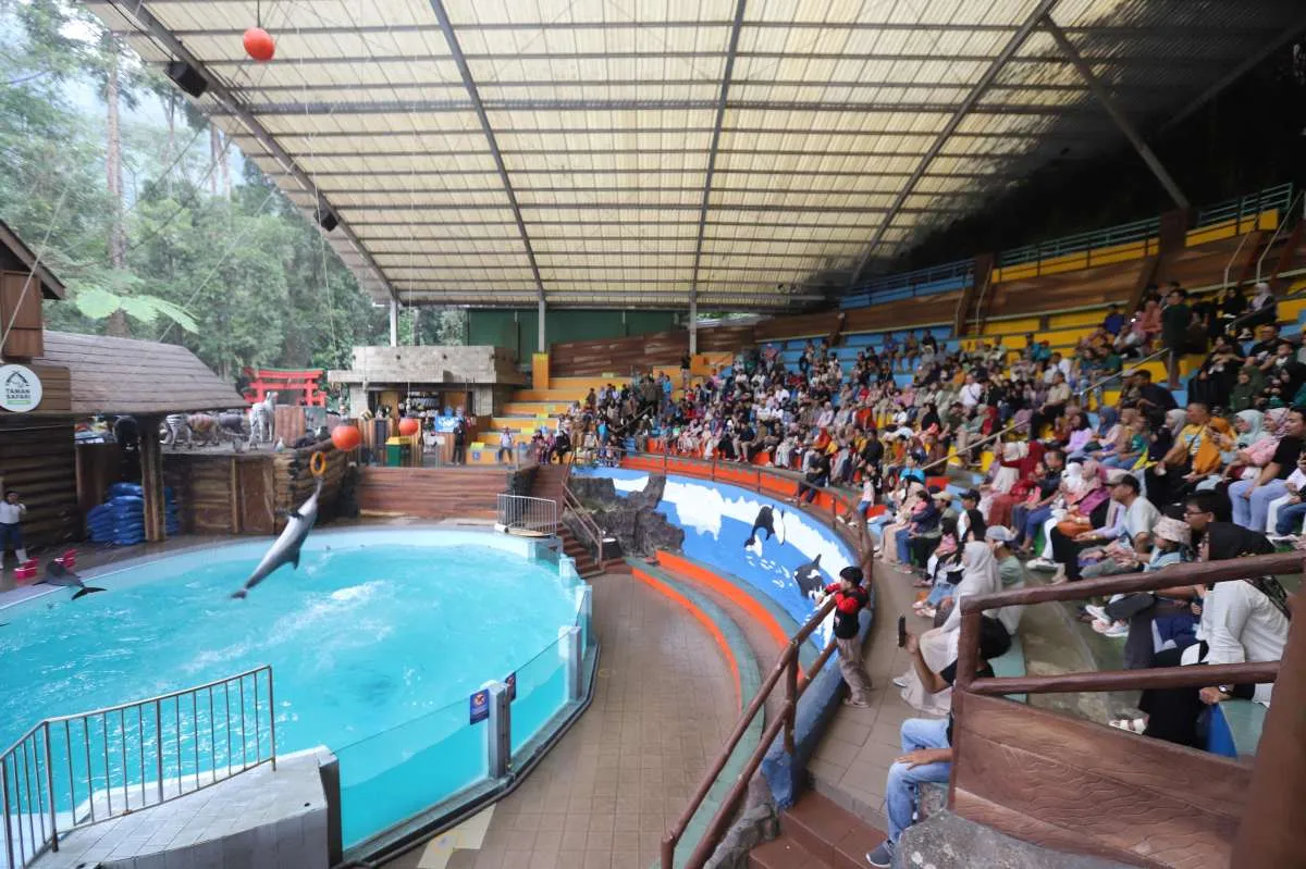 Siapa Pendiri Taman Safari Indonesia? Intip Sosok Jansen Manansang