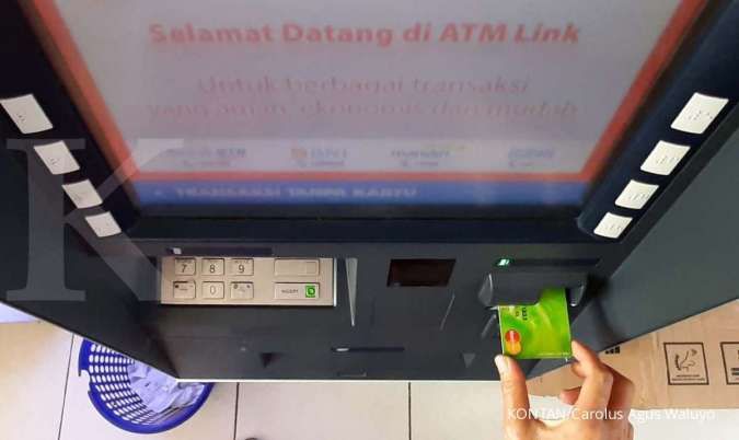 Tarik tunai dan cek saldo di ATM Link dikenakan biaya, ini penjelasan bank Himbara