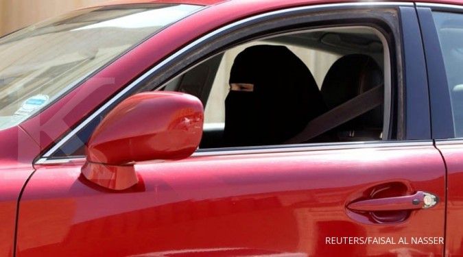 Wanita Saudi serbu paket wisata latihan mengemudi