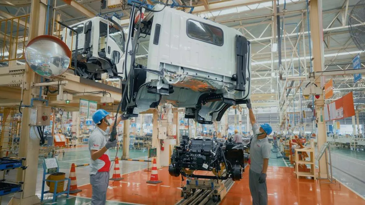 Isuzu Investasi Rp 2 Triliun untuk Perkuat Kapasitas Pabrik Karawang