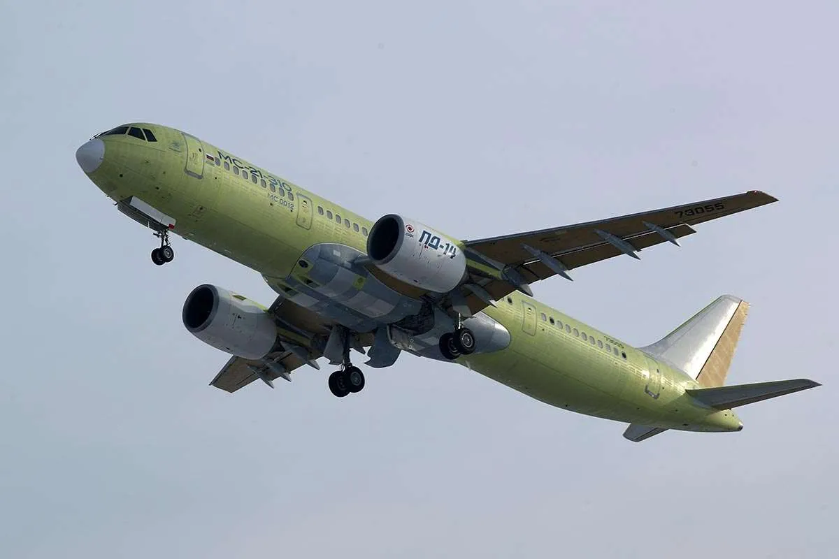 Eropa dan Kanada Menutup Wilayah Udara Mereka untuk Pesawat Rusia