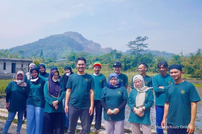 Di Balik Kisah Sukses Agus Bawa Tas Kanvas Bandung Go International
