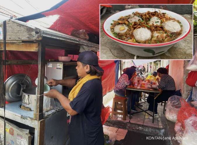 Cicip Bakso Viral Palmerah Buatan Akim dengan Bawang Goreng Segambreng