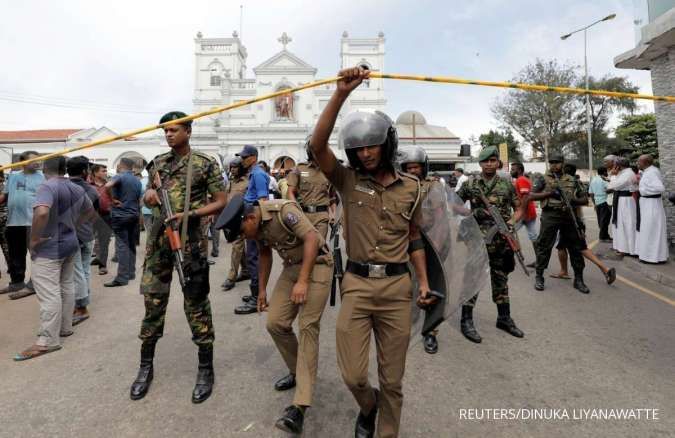 Rangkaian bom meledak saat kabaktian Paskah, Sri Lanka berlakukan jam malam
