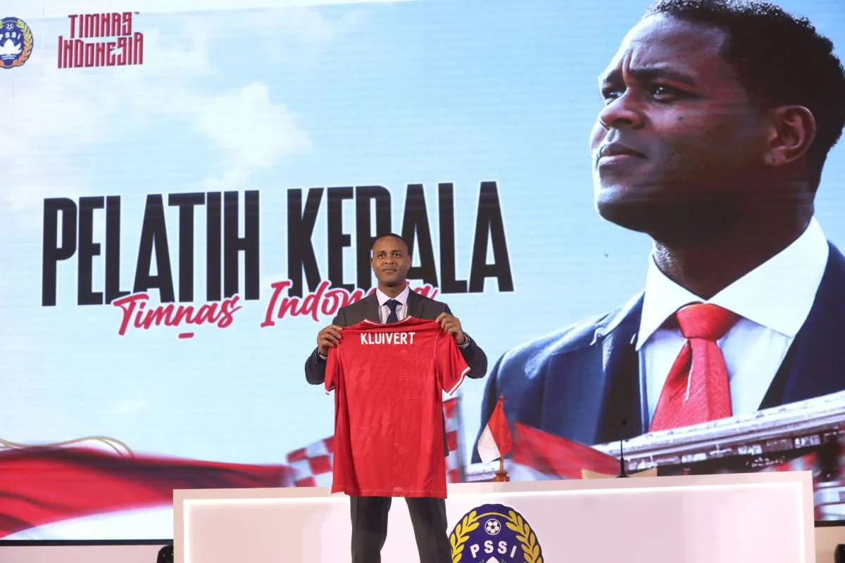 Pelatih Timnas Patrick Kluivert: Saya Suka Bermain Sepak Bola Menyerang