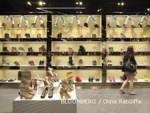 Agustus, impor sepatu naik 20%
