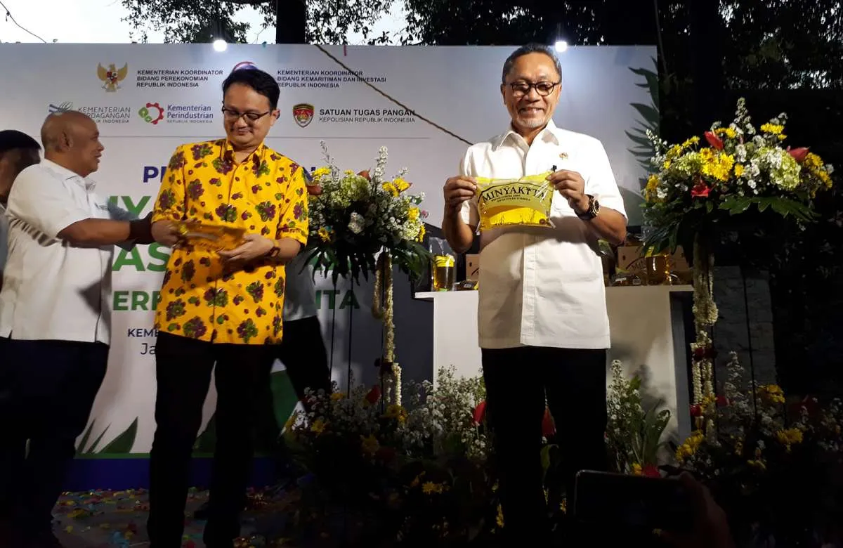 Kemendag Resmi Luncurkan Minyak Goreng Kemasan Sederhana MinyaKita