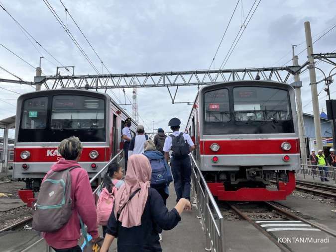 Hari Ke-8 Mudik, Ada Kenaikan Pengguna Commuter Line Bansoetta & Commuter Line Merak