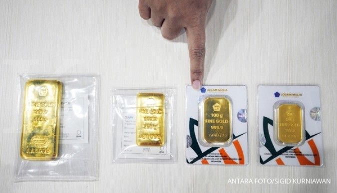 Harga emas Antam hari ini turun Rp 5.000 per gram