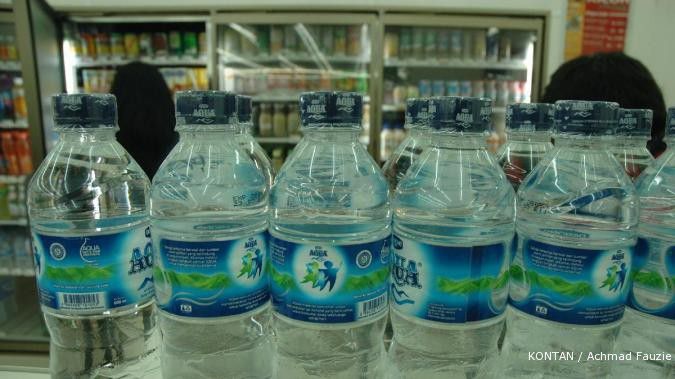 Harga air minum kemasan bisa naik 50% saat Lebaran