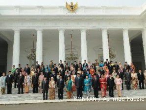 Pelaku pasar modal cuek dengan isu reshuffle kabinet