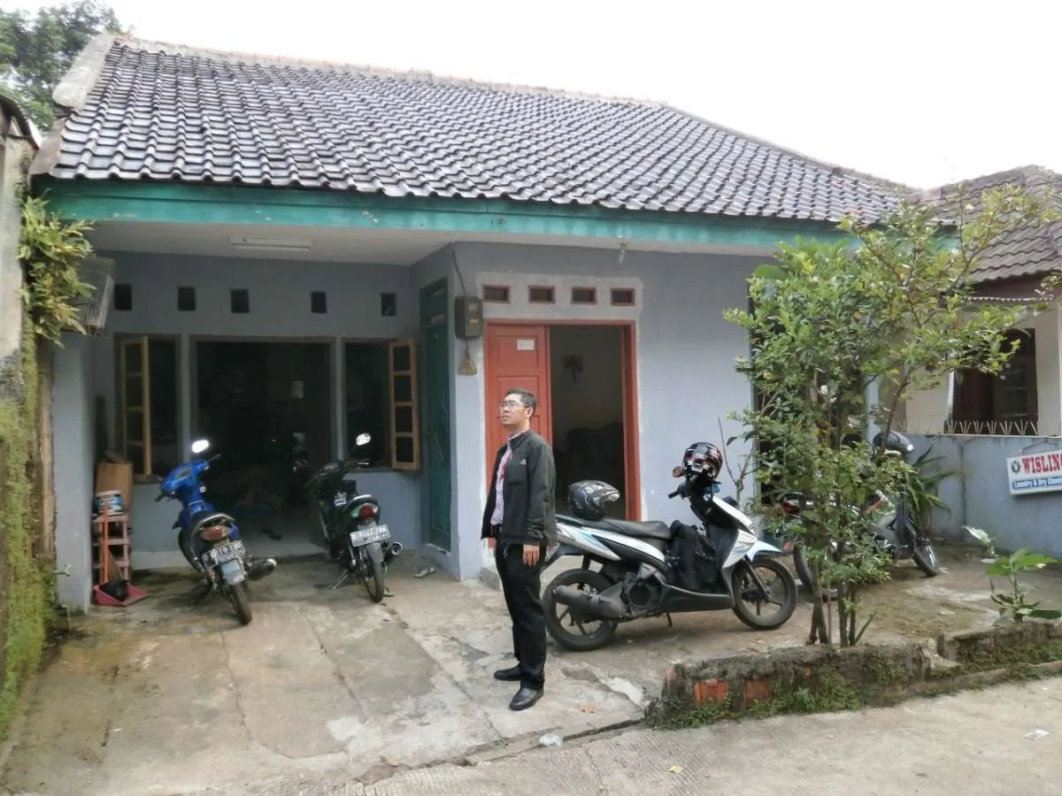 Silakan pilih, lelang rumah murah sitaan bank di Depok hanya Rp 300-an juta,