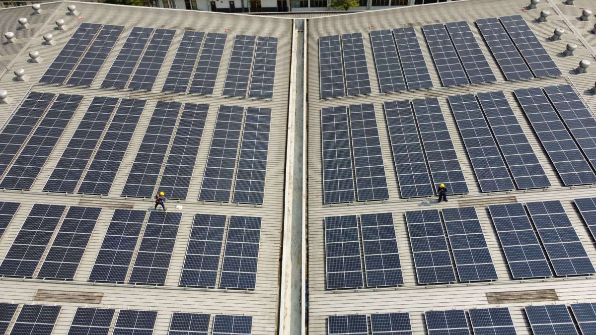 Kapasitas Terpasang Energi Baru Terbarukan (EBT) Baru 0,3% dari Potensinya