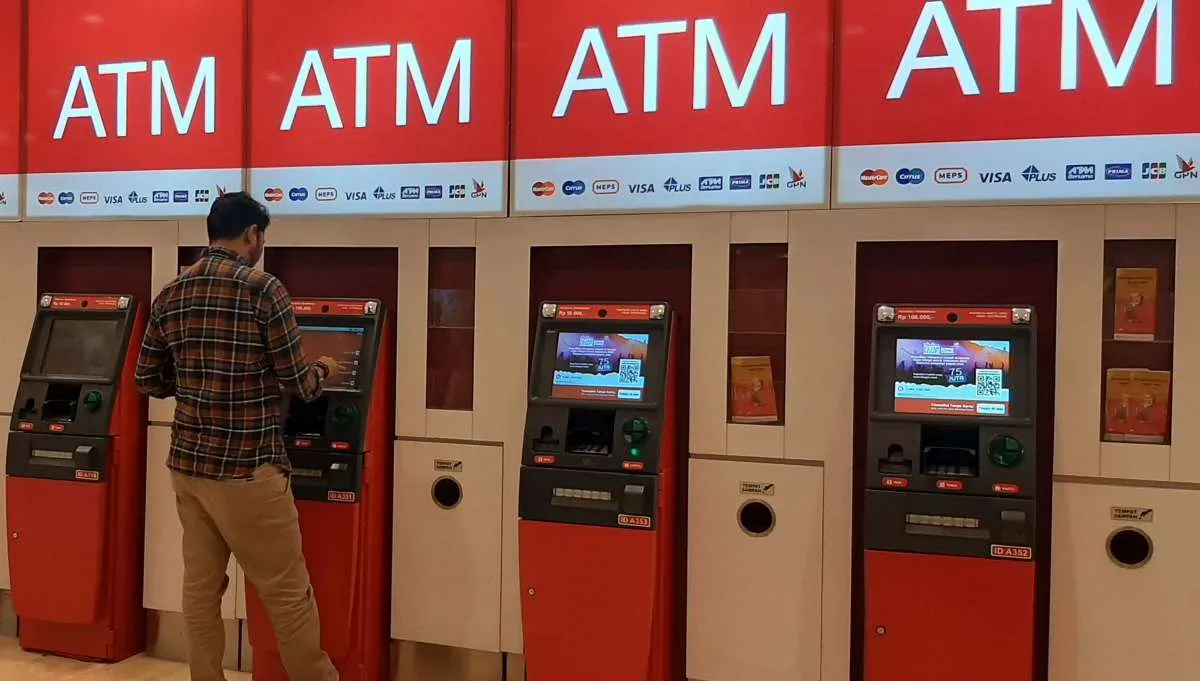 Margin Kredit Tertekan, Bank-Bank Genjot Fee Based Income