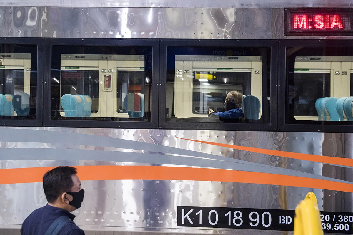 Harga tiket kereta api jarak jauh non subsidi naik, ini penyebabnya