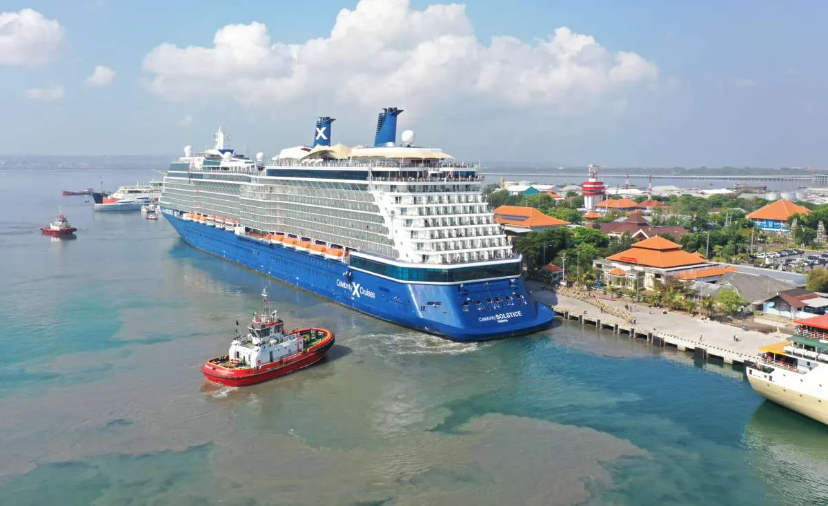 Pelindo Benoa Sukses Sandarkan Cruise Berukuran 317 Meter, Cruise Celebrity Solstice