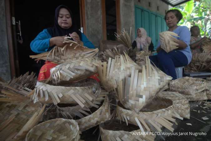 Bukan Kresek, Ini 5 Alternatif Pembungkus Daging Kurban yang Aman & Ramah Lingkungan