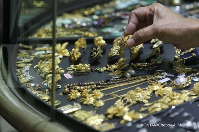 Kenaikan harga emas belum diikuti perhiasan