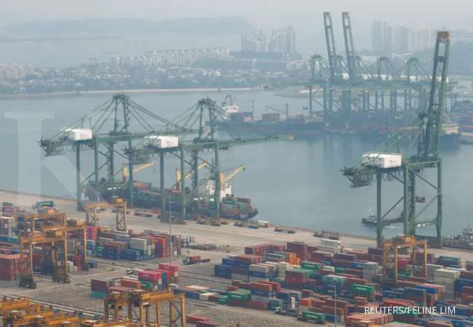 Haze Hits Singapore as Hot Spots in Sumatra Increases
