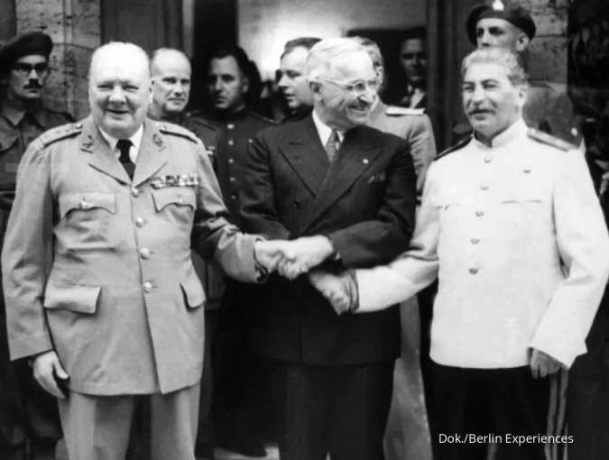 Pekan ini dalam sejarah: Berakhirnya Konferensi Potsdam yang memicu perang dingin