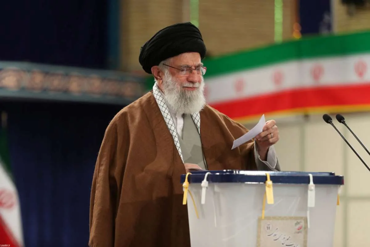 Sebut Israel sebagai tumor, Khamenei puji pasokan senjata Iran ke Palestina