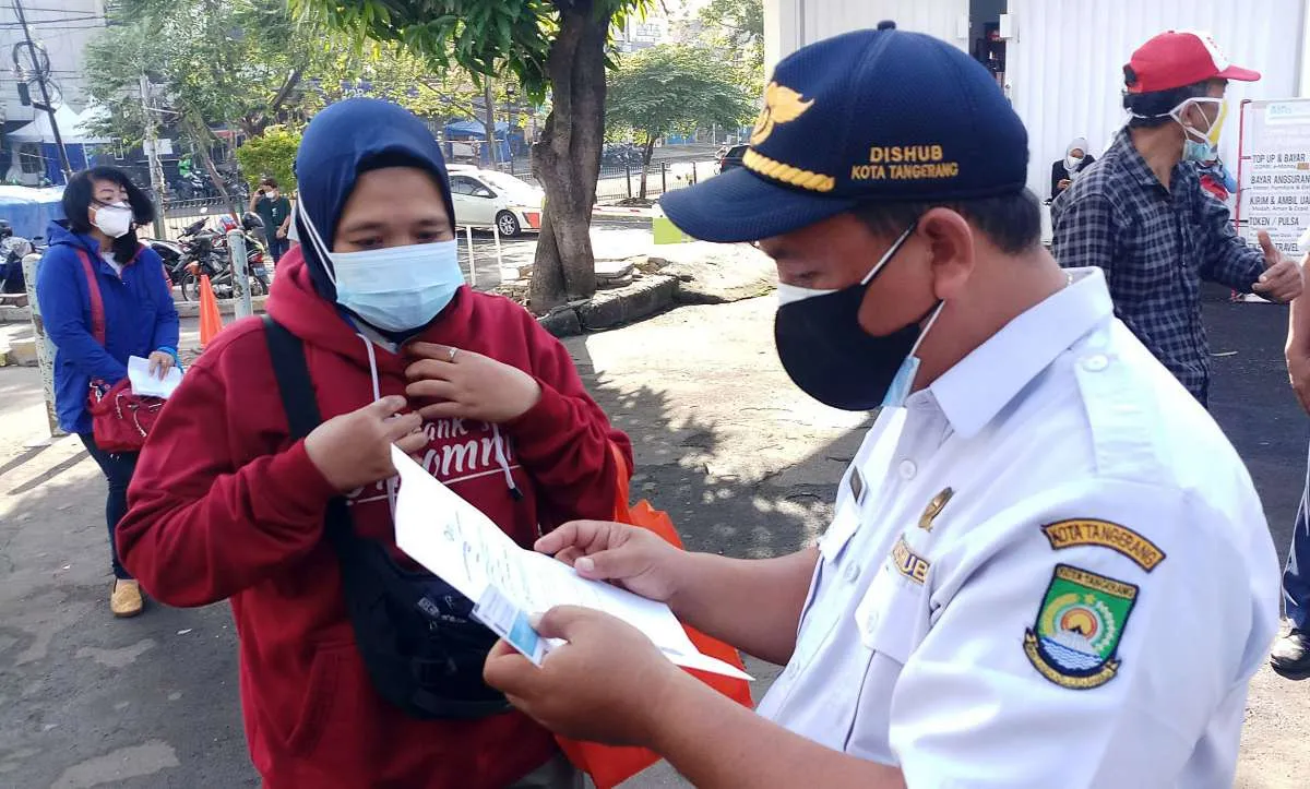 Syarat naik KRL wajib sertifikat vaksin, apakah STRP tetap berlaku? 