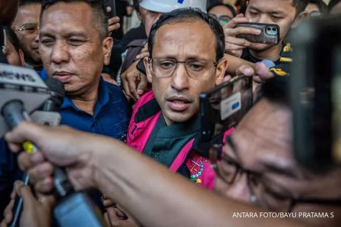 Indonesia Detains Former Minister and Gojek Founder as Suspect in Graft Case